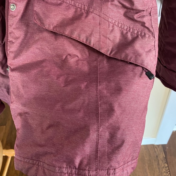 The North Face Women’s Waterproof Thermoball Triclimate Winter Jacket - Picture 9 of 12